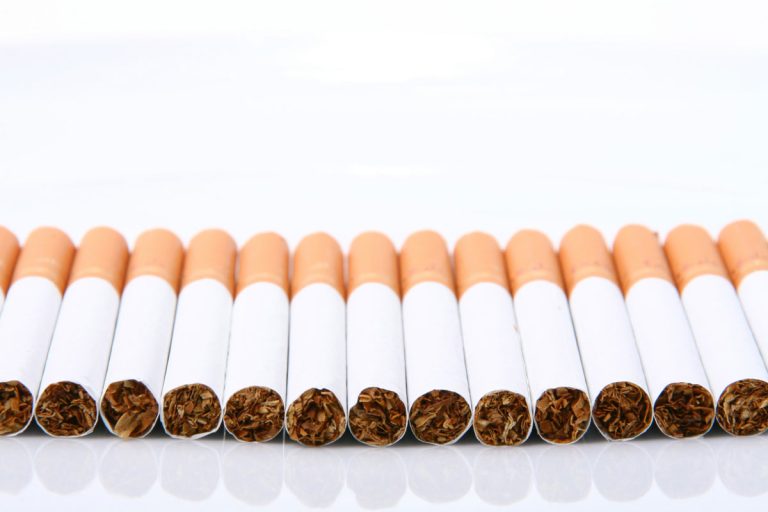 Lee más sobre el artículo Los 15 tipos de cáncer que provoca el tabaco y sus consecuencias para la salud