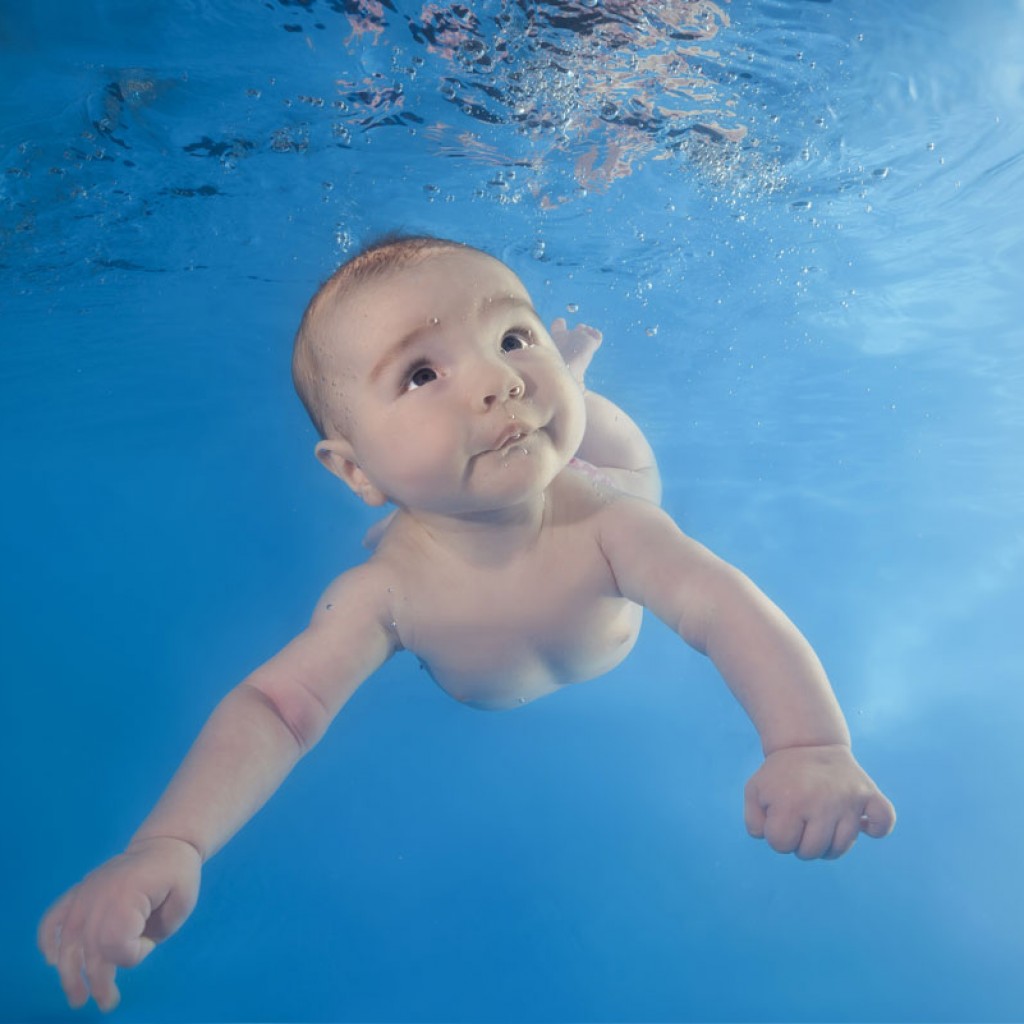 Activitats-aquàtiques-post-part-i-per-a-nadons-1024x1024