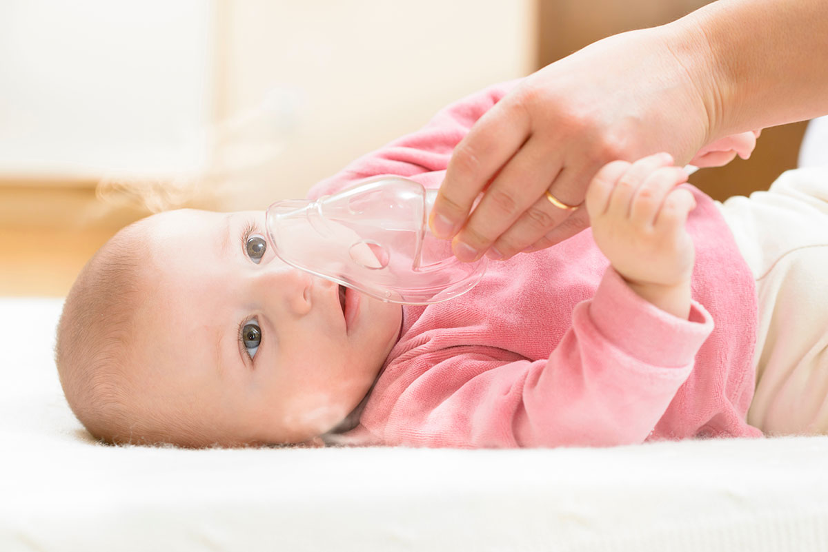 Actualment esteu veient Bronquiolitis: per què és tan freqüent en els nens petits?