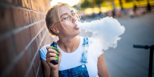 alt-vapear-vapeo-cigarrillo-electrónico-adicción